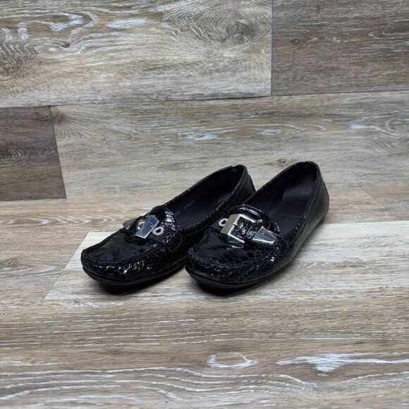 Stuart Weitzman Black Patent Leather Buckle Accent Loafer Women's Size 8 - Picture 1 of 6